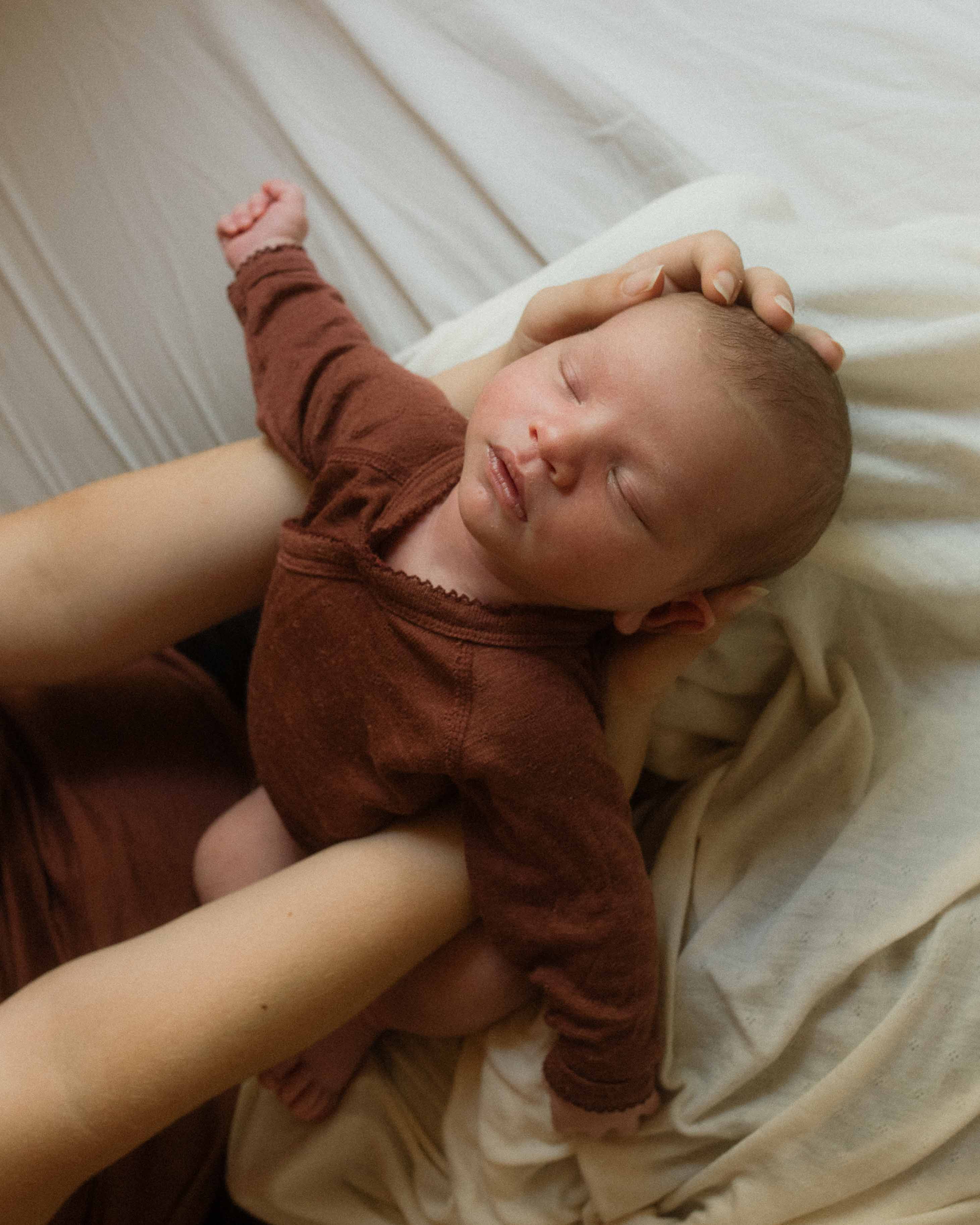 Wrap around body pointelle wool/silk - henna dune