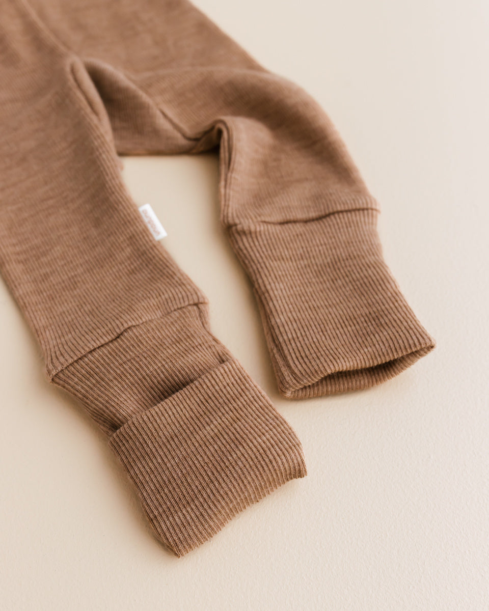 unaduna babybroekje legging voetjes geel semla