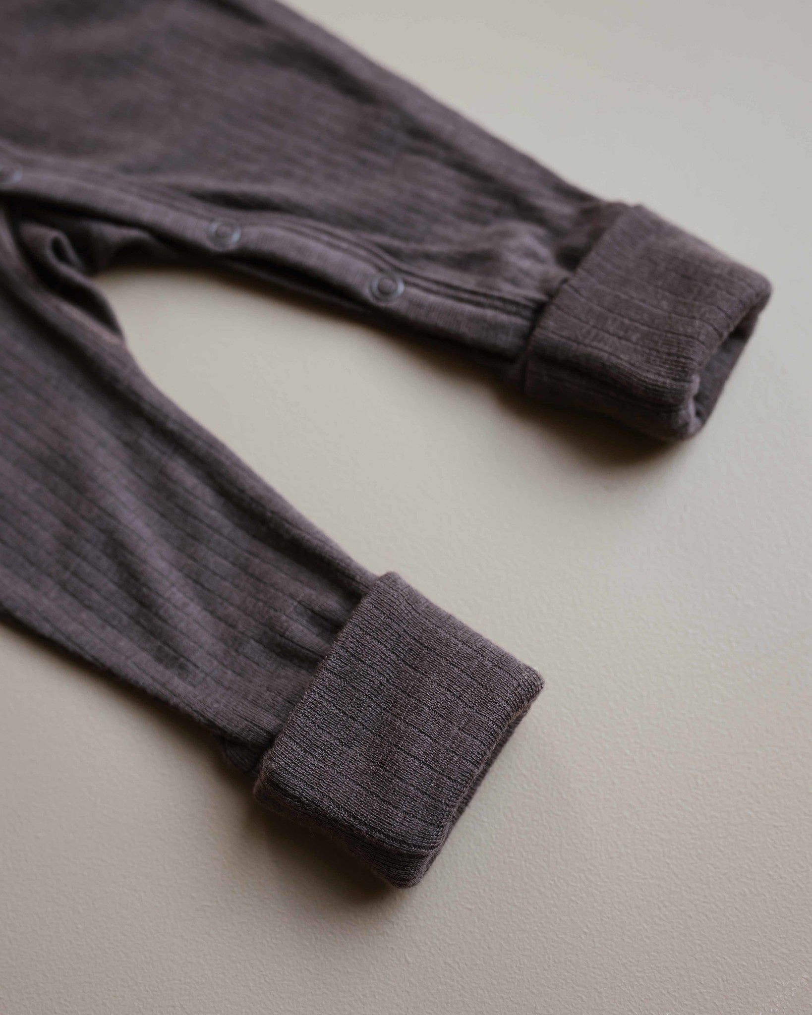 unaduna-nightsuit-deep-taupe-wool-51